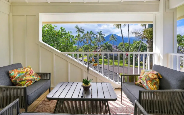 Liho Kai 4 Bedroom Home by RedAwning