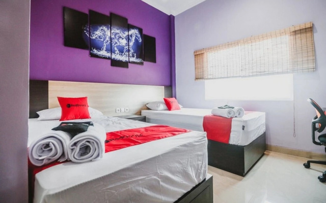 RedDoorz @ MyRoom Umy