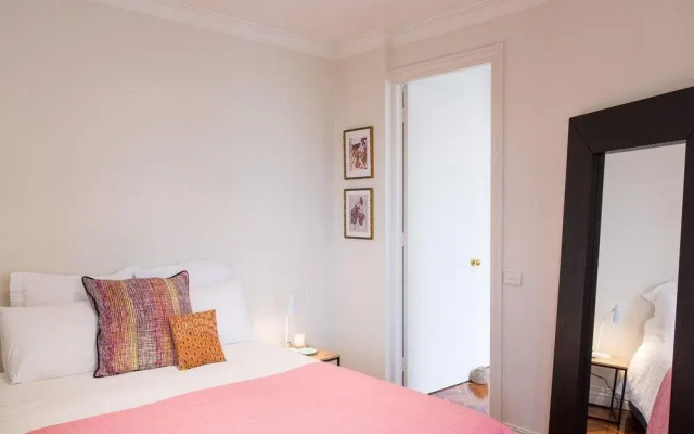 1 Exhibition Apartment Hotel