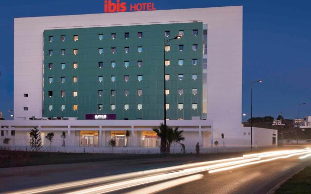 Отель ibis Tanger City Center Марокко, Танжер - отзывы, цены и фото номеров - забронировать отель ibis Tanger City Center онлайн вид на фасад