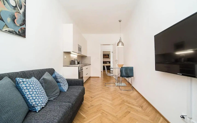 Newly renovated 1-bed apartment at Charles Bridge