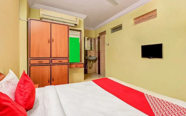 OYO 26562 Dazzle Lodge