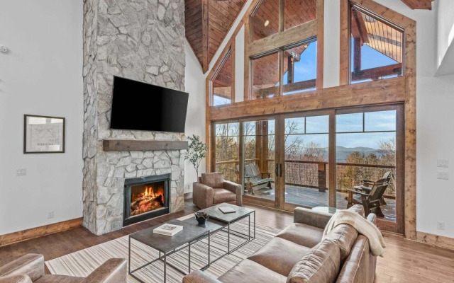 Sunset View Retreat at Eagles Nest