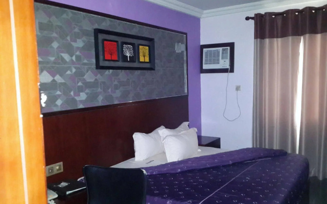 GrandVenice Hotel and Suites