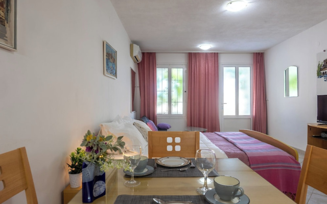 Apartments Josip II