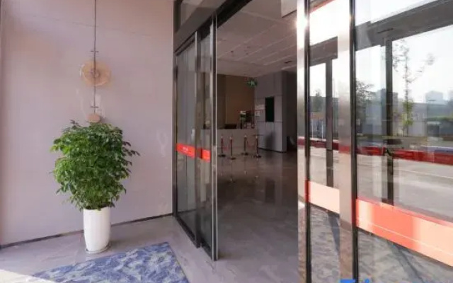 Tulip Lodj Aparthotel Chengdu Panda Base