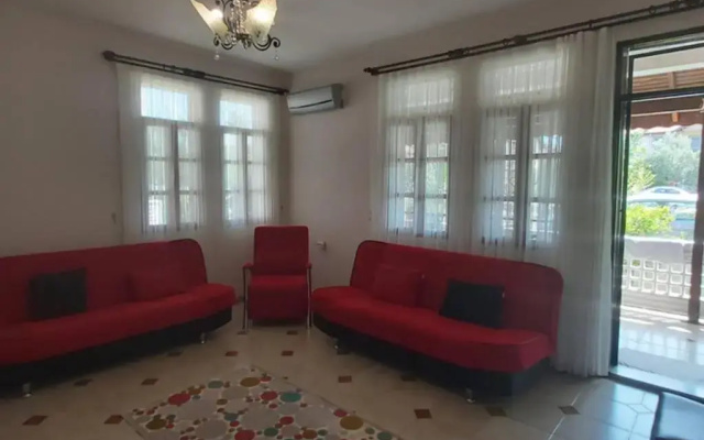 Peaceful House