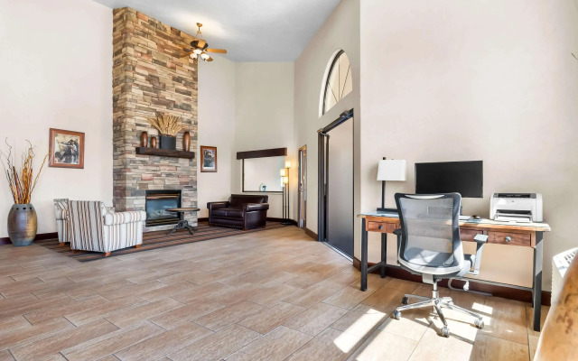 Best Western Grande River Inn & Suites