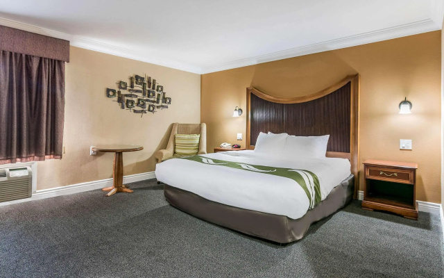 Quality Inn & Suites