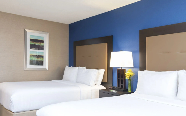 Holiday Inn Chicago - Elk Grove