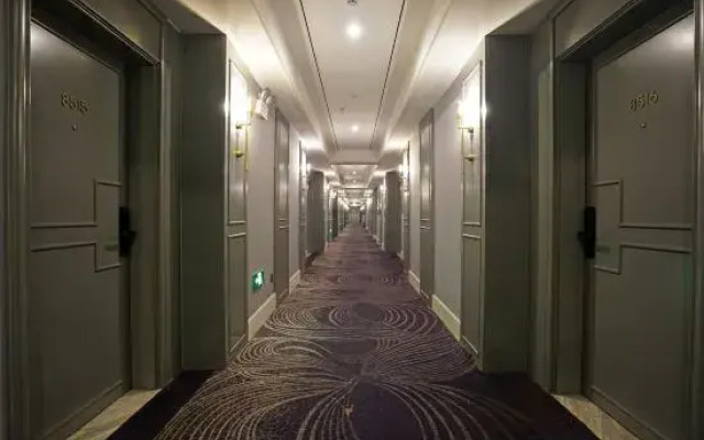 Lano Hotel