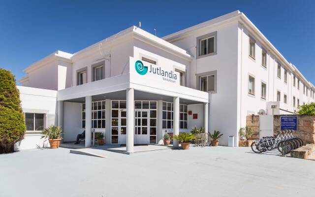 Отель Jutlandia Family Resort вид на фасад