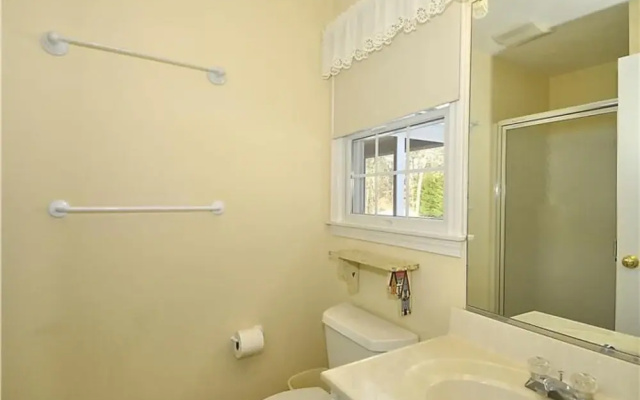 24 Songbird Lane - Three Bedroom House