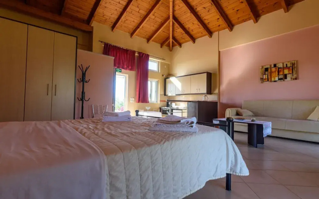 Kyparissia Garden Retreat - Premium Master Suite