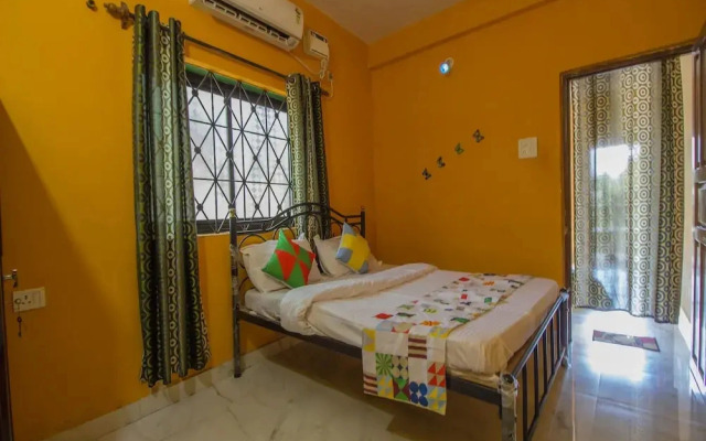 Oyo 12304 Home Cozy Studio Baga