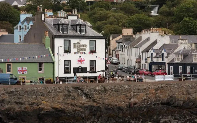 The Harbour House Hotel