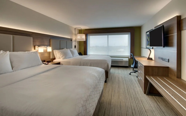 Holiday Inn Express & Suites Mt Sterling North, an IHG Hotel