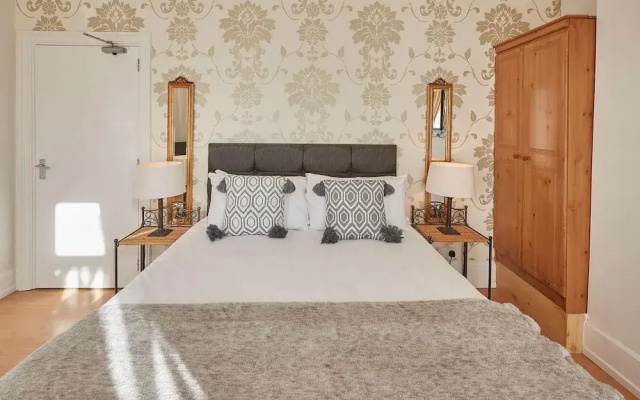 Apartment 2 at Glencoe