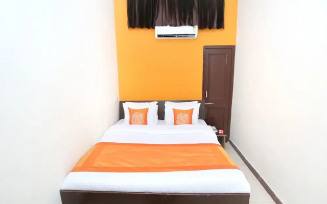 OYO 11073 Amar Guest House