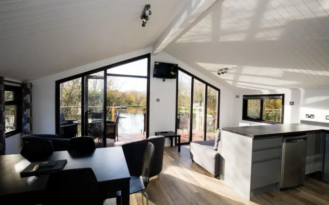 Fairwood Lakes Holiday Park