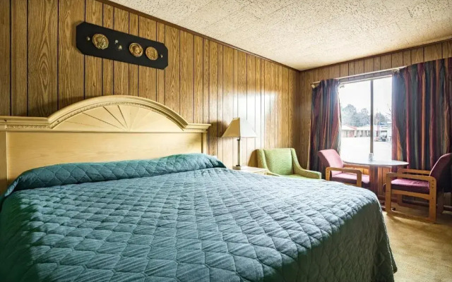OYO Hotel Holly Springs MS