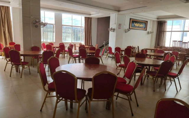 Huifeng Hotel