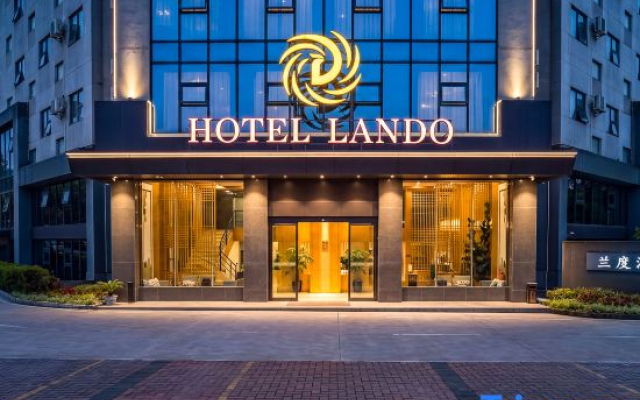 Hotel Lando