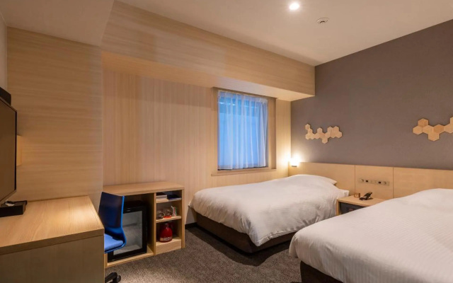 JR Clement Inn Kochi