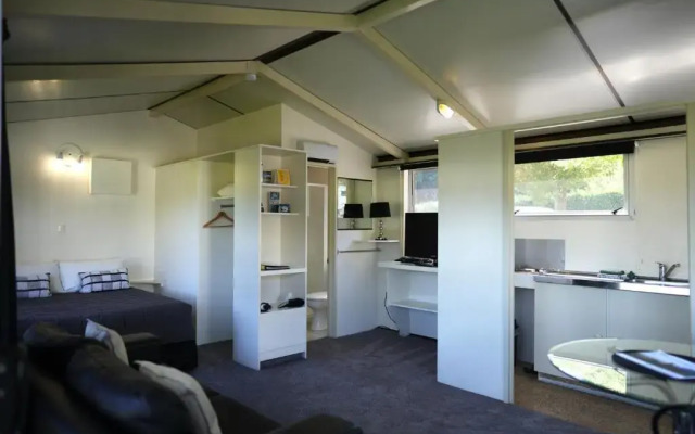 Akaroa Top 10 Holiday Park