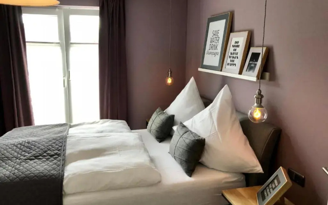 Boutique Hotel Lindenhof, Bed & Breakfast
