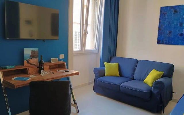 Poerio Station Rooms & Apartment