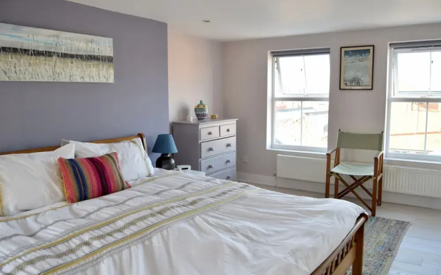 Spacious 3 Bedroom Family Home