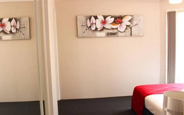 Surfers Riverside Apartments