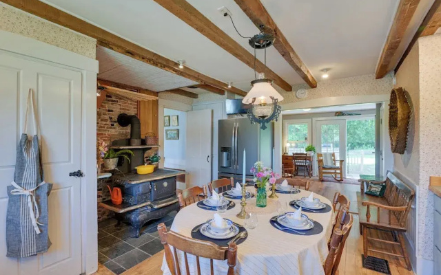 Springvale Farm: Freedom Home With Hiking Trail!