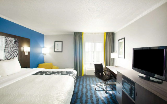 La Quinta Inn by Wyndham St. Louis Hazelwood - Airport North