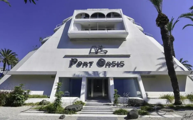 Port Oasis Golden Mile Apartment