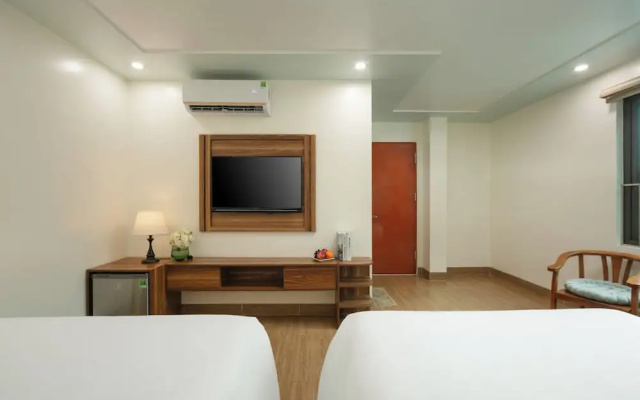 Dung Lai Hotel