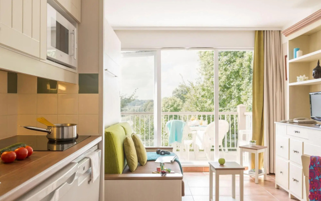 Apartment in Branville in a Nice Area