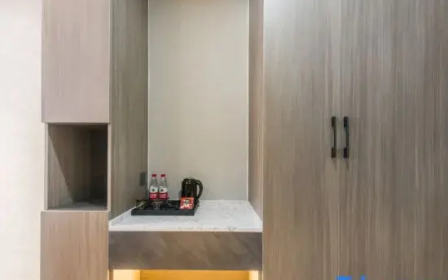 Homeinn Ease Hotel (Qufu Chunqiu East Road Sankong Store）