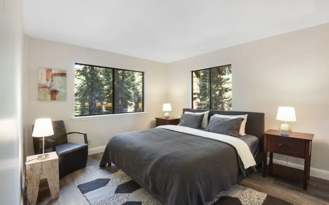 Modern Rustic Retreat