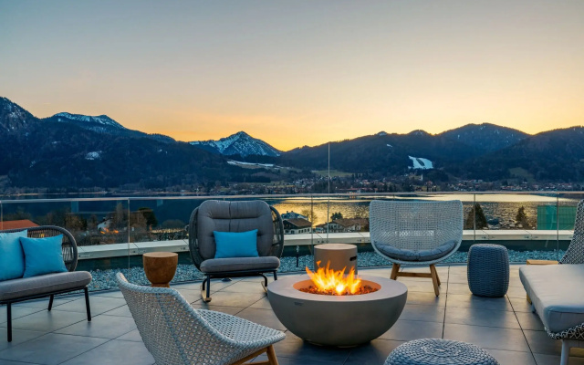 Caro & Selig, Tegernsee, Autograph Collection