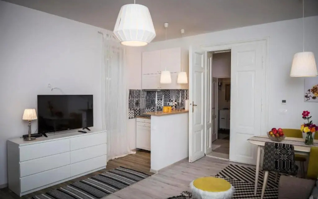 Reghin Guest House