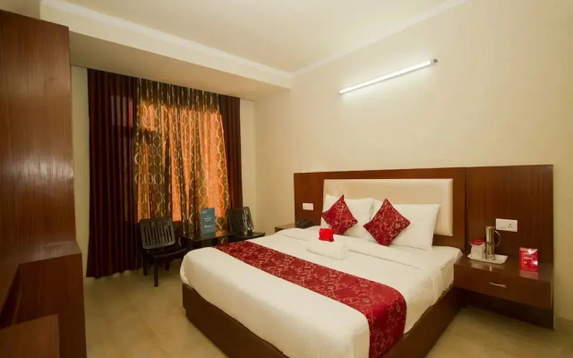 Hotel Eco Groves by OYO Rooms