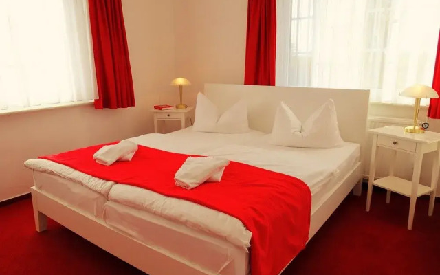 Hotel Pension garni Schwalbenhof