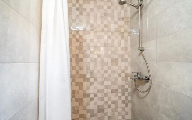 Stunning Home in Trsteno With Wifi and 2 Bedrooms