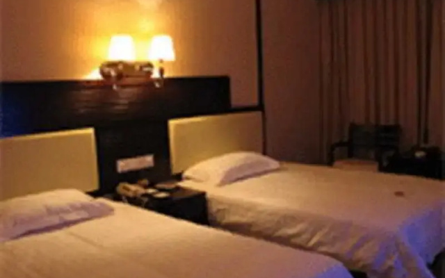 Dong Jiang Golf Resort