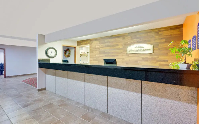 Howard Johnson By Wyndham Waterloo/Cedar Falls