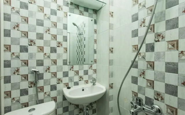 Dinda Residence by OYO Rooms