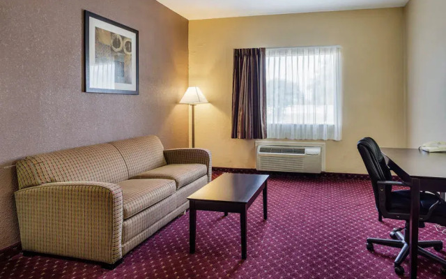 Quality Inn West Memphis