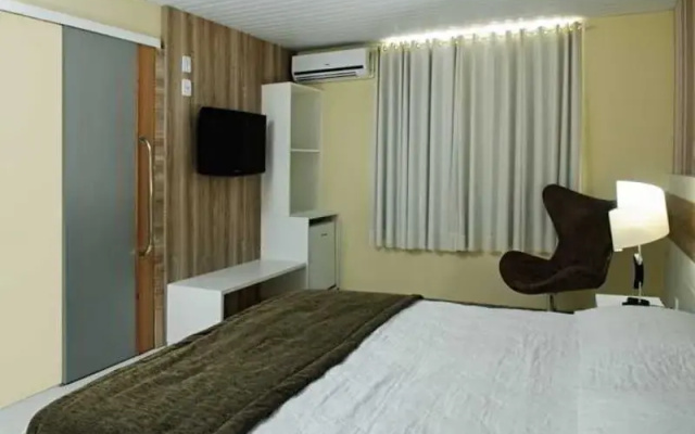 Riverside Hotels & Flats